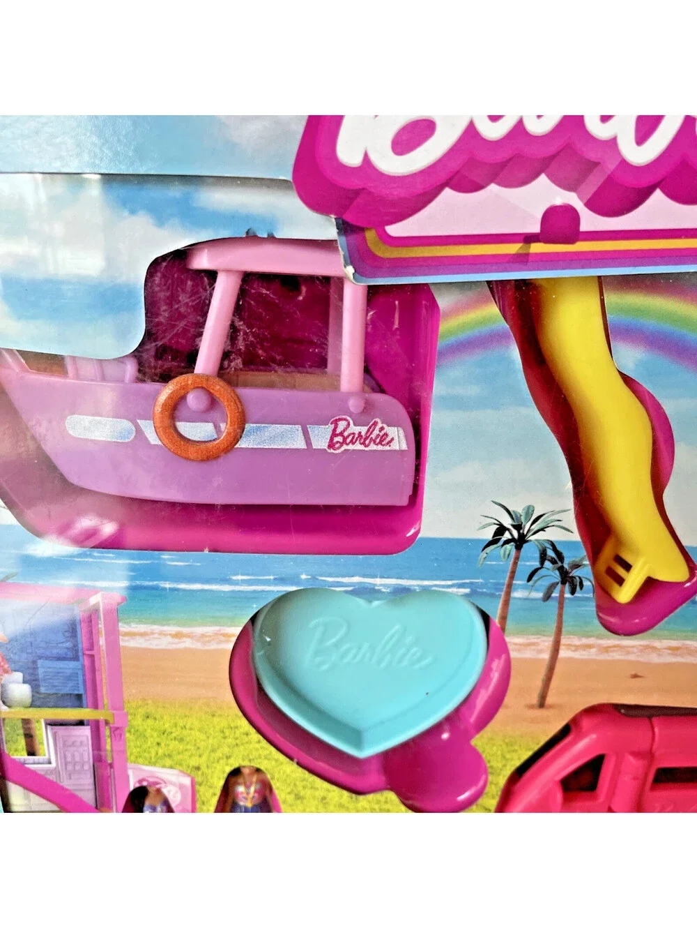 Barbie Mini BarbieLand DreamHouse & 3-Vehicle Playset Piccolo, Multicolor